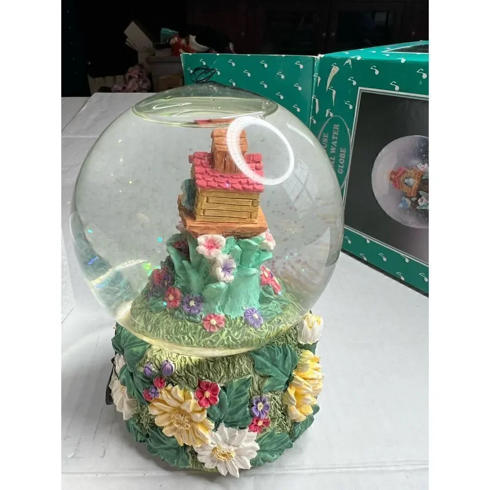 Vintage birdhouse musical water globe